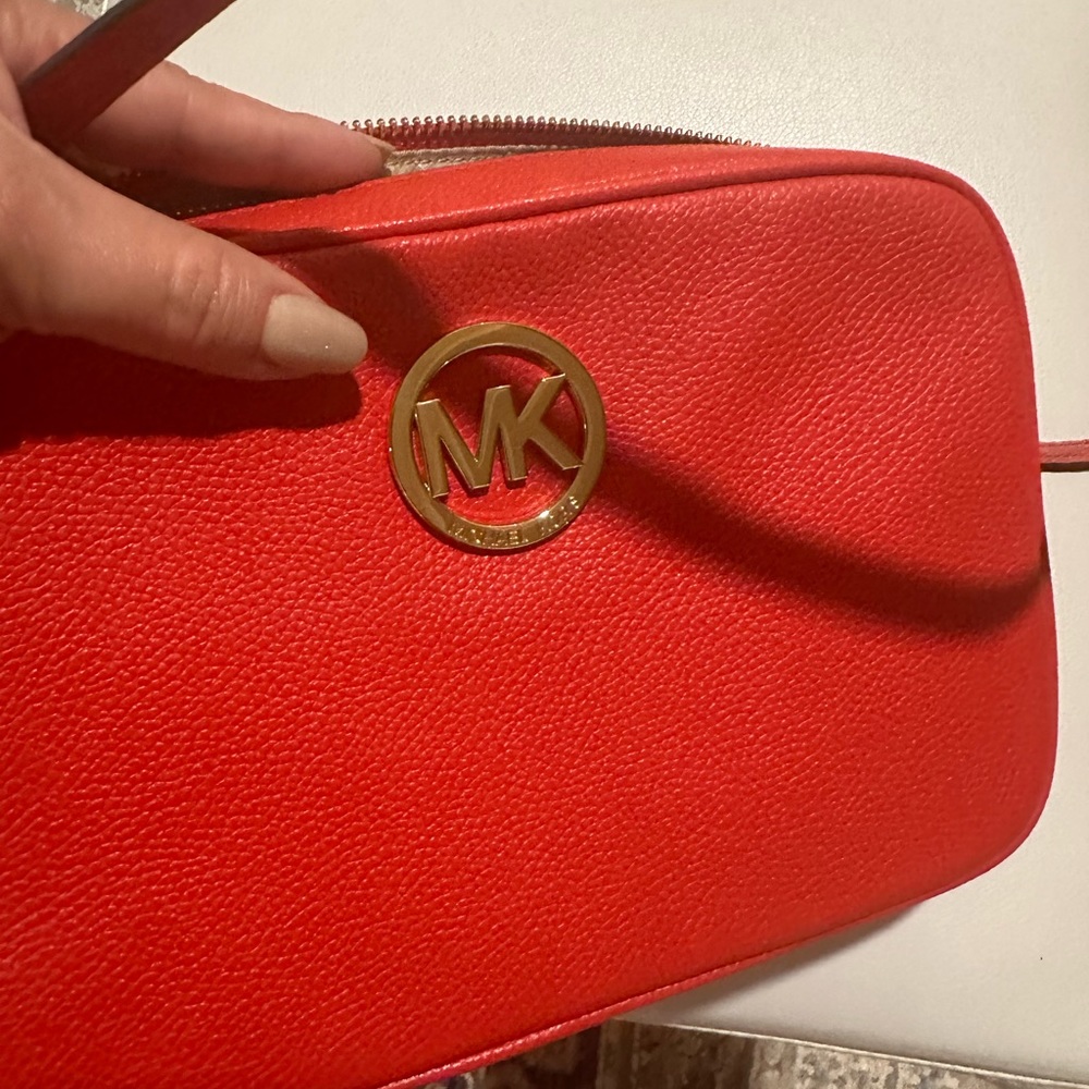 Michael Kors Crossbody / Burnt Orange